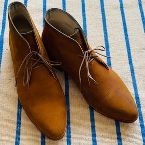 Beautiful NISOLO Isa Chukka Boots